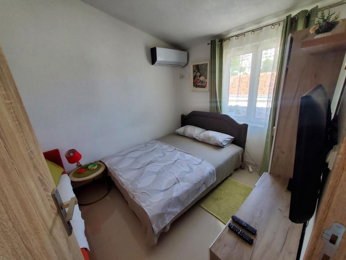 Apartmani Liki Ulcinj Luaran gambar