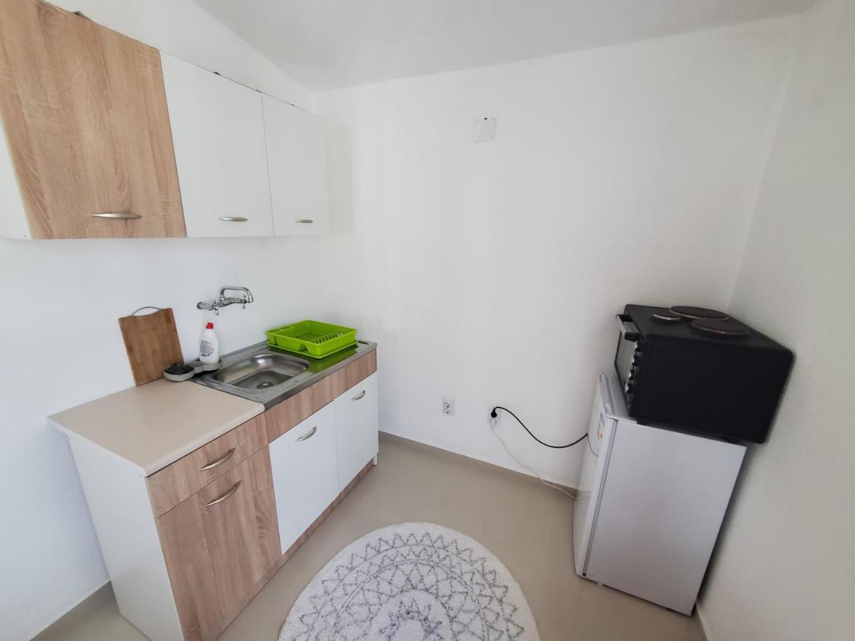 Apartmani Liki Ulcinj Luaran gambar