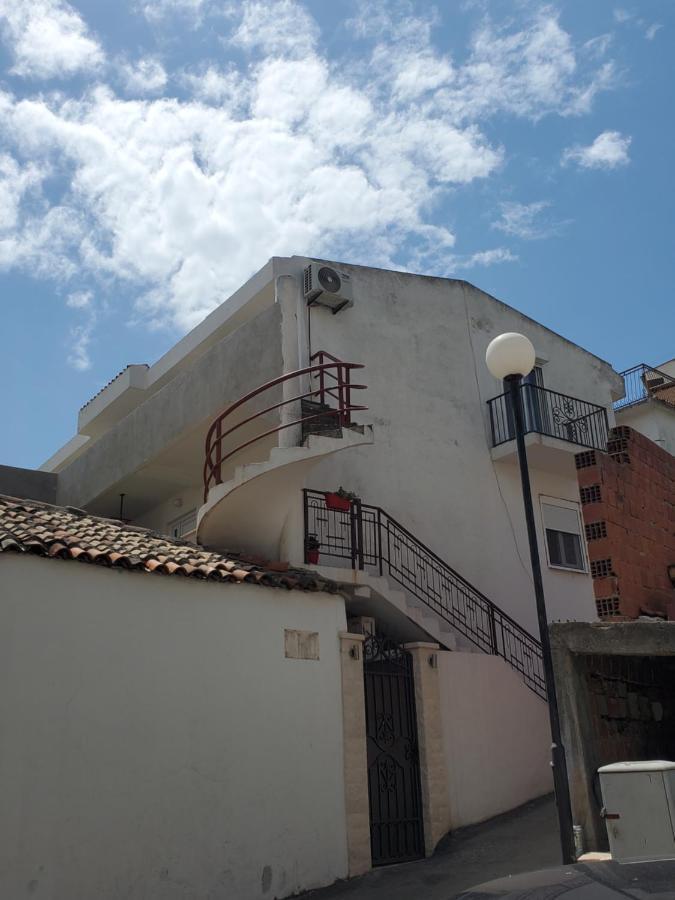 Apartmani Liki Ulcinj Luaran gambar